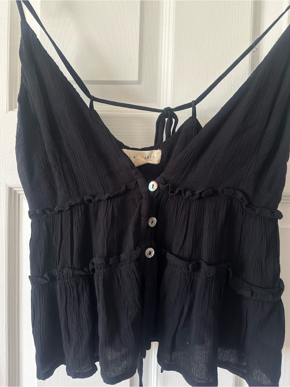 Black Spaghetti-Strap Tiered Cami Top LA Hearts size S